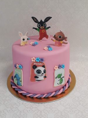 Mesefigurás torta