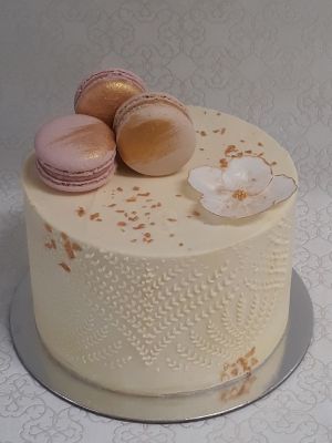 Dekor torta ostyavirággal