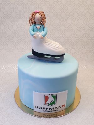 Korcsolya torta kislánnyal