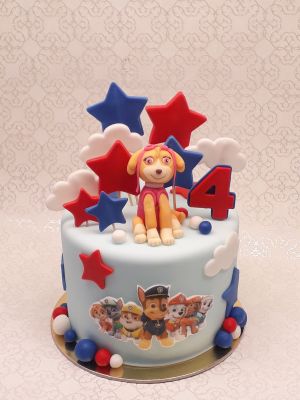 Mesehős torta