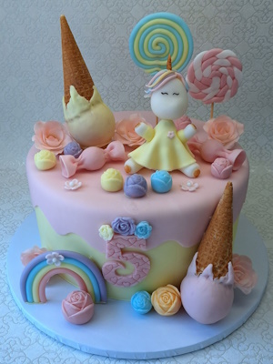 Unikornis torta