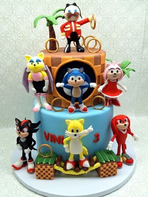 Mesefigurás torta