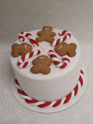Karácsonyi torta mézeskaláccsal